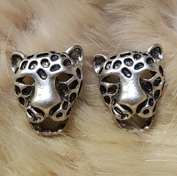 3 for $15 Leopard Earrings - Picture 2 of 4